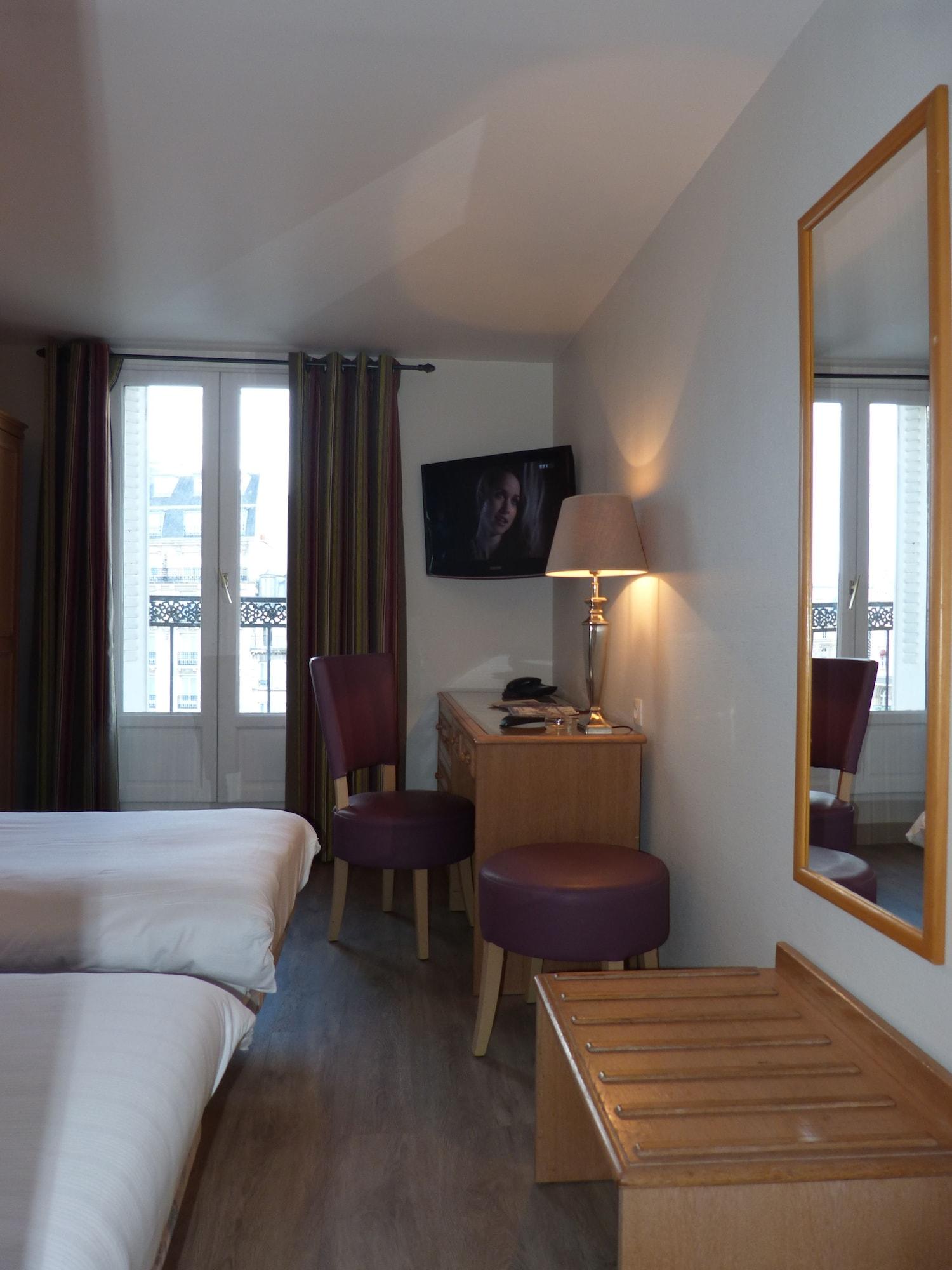 โรงแรมลิตเติ้ลเรจินา ปารีส ภายนอก รูปภาพ